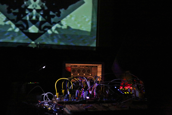 0090405b98254dee3ed11080b5f04ea1